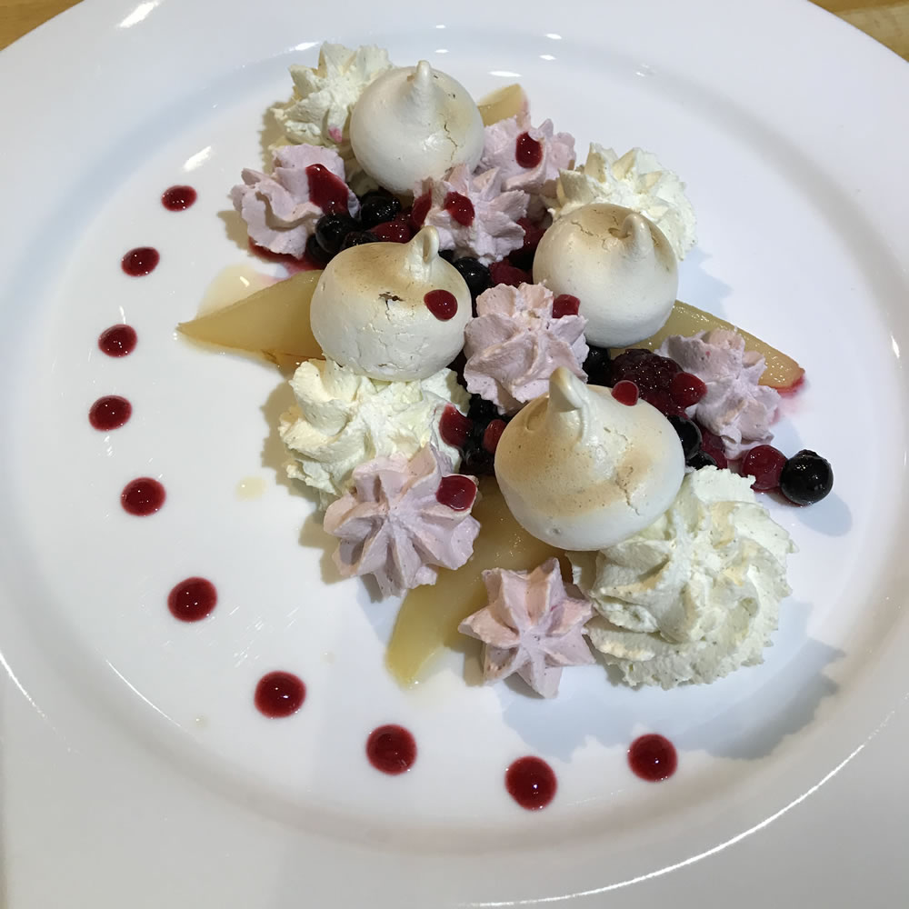 Eaton Mess with Cider Poached Pears 20180428