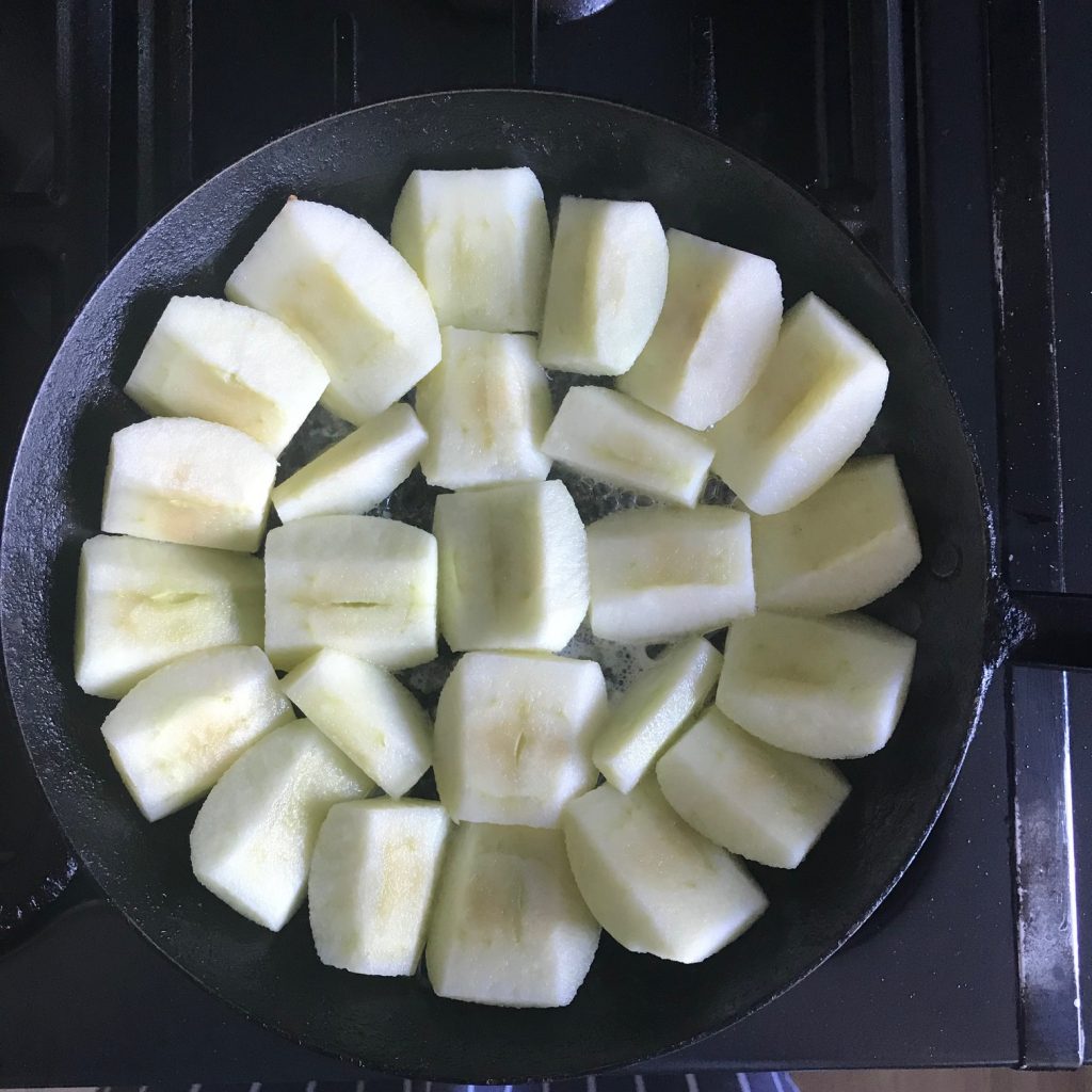 20190716 - Tart Tatin in the Pan